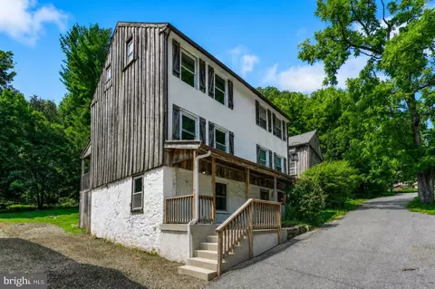 62 Irish Ln, Coatesville, PA 19320