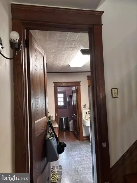 Entry Way - 621 3rd Ave, Atglen, PA 19310 photo 2 of 4