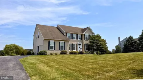 439 Buttonwood Ln, Oxford, PA 19363