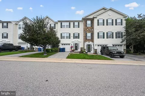 107 Larose Dr #107, Coatesville, PA 19320