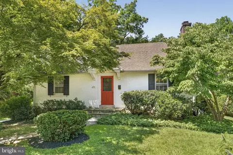431 Littlebrook Rd, Berwyn, PA 19312