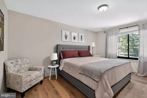 Bedroom - 39 Crestline Rd, Wayne, PA 19087 photo 4 of 9