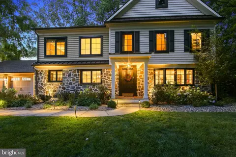 Exterior - 39 Crestline Rd, Wayne, PA 19087 photo 2 of 7