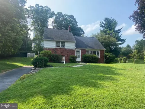 1304 Mary Jane Ln, West Chester, PA 19380