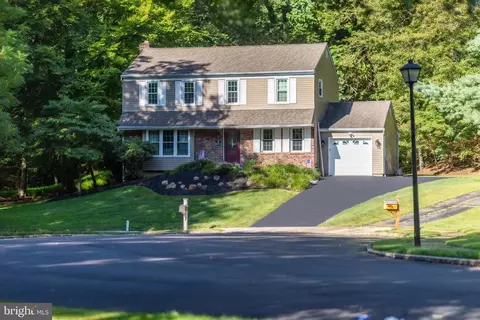 1141 School House Ln, West Chester, PA 19382