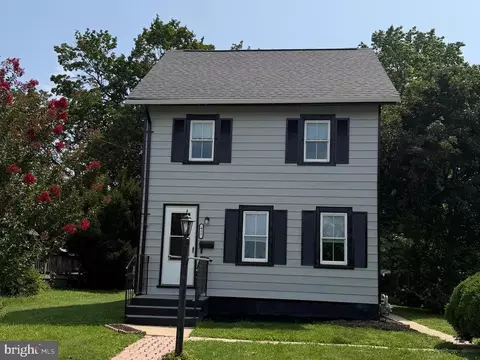 411 Franklin St, Oxford, PA 19363