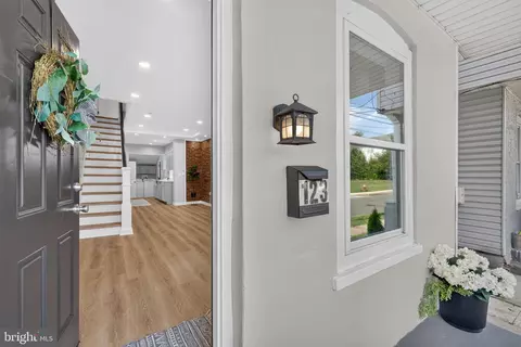123 Jefferson Ave, Downingtown, PA 19335