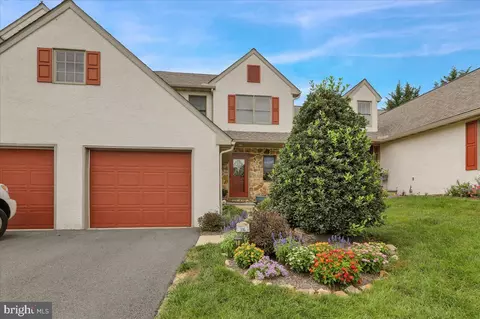 116 Steeplechase Dr, Elverson, PA 19520