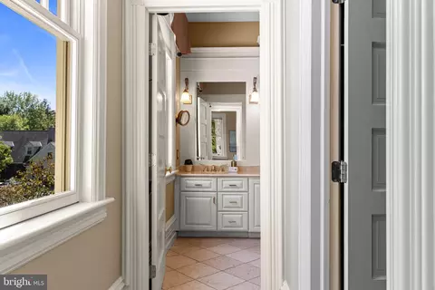 Entry Way - 312 S Waterloo Rd, Devon, PA 19333 photo 8 of 19