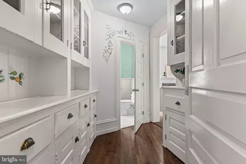 Entry Way - 312 S Waterloo Rd, Devon, PA 19333 photo 5 of 19