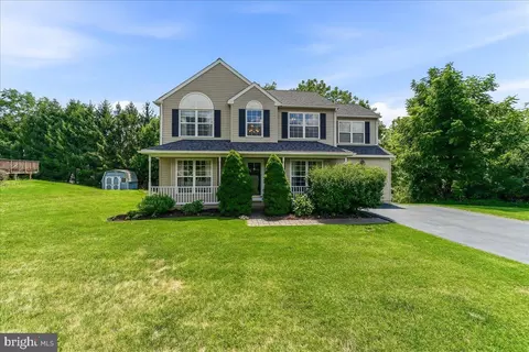 118 Beacon St, Coatesville, PA 19320