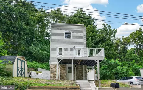 377 Mount Pleasant St, Coatesville, PA 19320