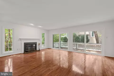 Living - 53 Cabot Dr, Chesterbrook, PA 19087 photo 2 of 6