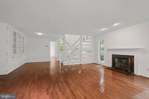 Living - 53 Cabot Dr, Chesterbrook, PA 19087 photo 5 of 6