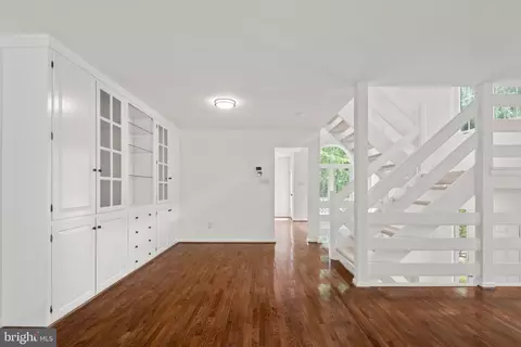 Entry Way - 53 Cabot Dr, Chesterbrook, PA 19087 photo 2 of 4
