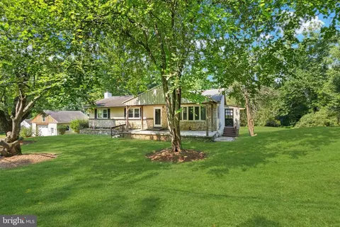 420 Misty Patch Rd, Coatesville, PA 19320