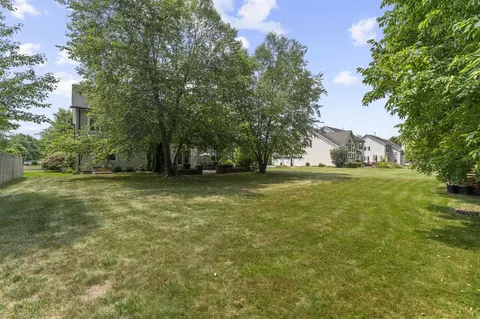 Exterior - 27 Cameron Ct, Exton, PA 19341 photo 5 of 6