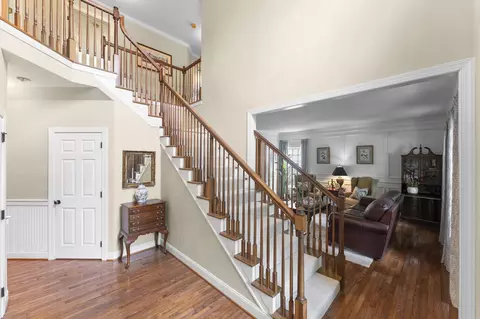 Entry Way - 27 Cameron Ct, Exton, PA 19341 photo 2 of 3