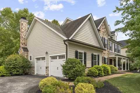 Exterior - 27 Cameron Ct, Exton, PA 19341 photo 3 of 6