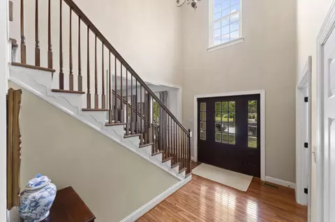Entry Way - 27 Cameron Ct, Exton, PA 19341 photo 1 of 3