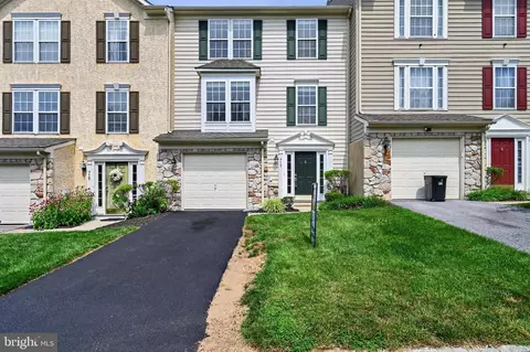 717 Mccardle Dr, West Chester, PA 19380