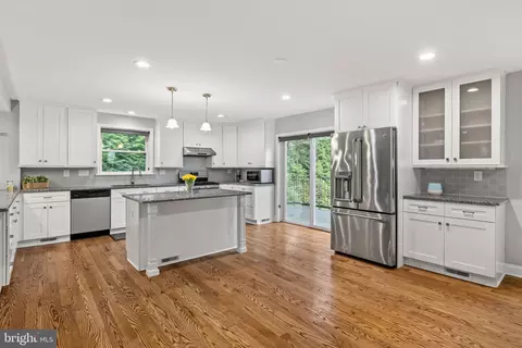 Kitchen - 103 Erika Ln, Wayne, PA 19087 photo 1 of 4