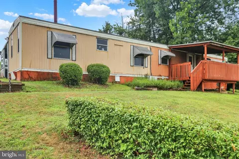 828 Spring City Rd, Phoenixville, PA 19460