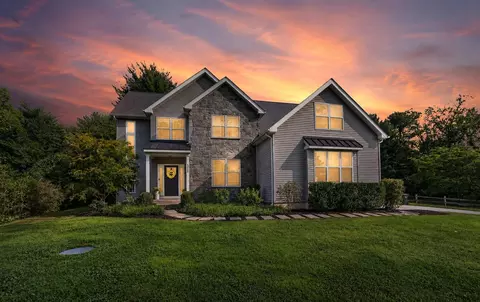 1405 Carriage Ln, West Chester, PA 19382
