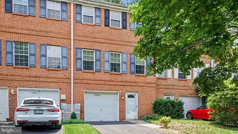 1552 S Coventry Ln, West Chester, PA 19382