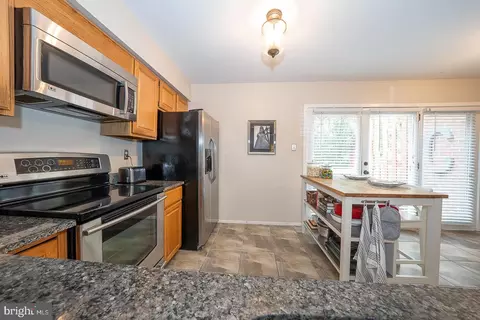 Kitchen - 77 Abrams Ln, Chesterbrook, PA 19087 photo 4 of 4
