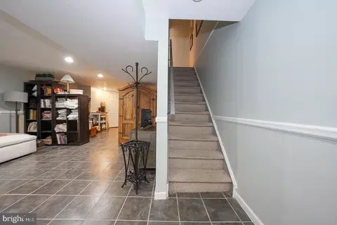 Entry Way - 77 Abrams Ln, Chesterbrook, PA 19087 photo 6 of 8