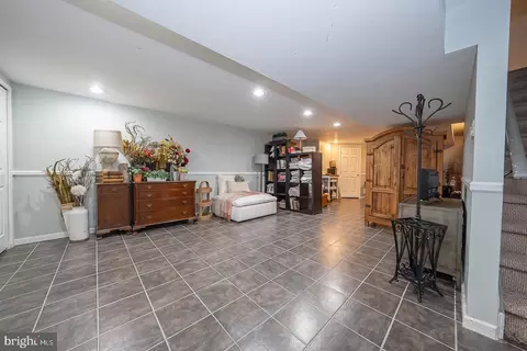 Entry Way - 77 Abrams Ln, Chesterbrook, PA 19087 photo 7 of 8
