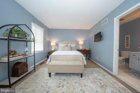 Bedroom - 77 Abrams Ln, Chesterbrook, PA 19087 photo 6 of 6