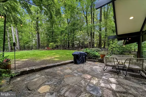 Exterior - 564 Pugh Rd, Wayne, PA 19087 photo 9 of 14