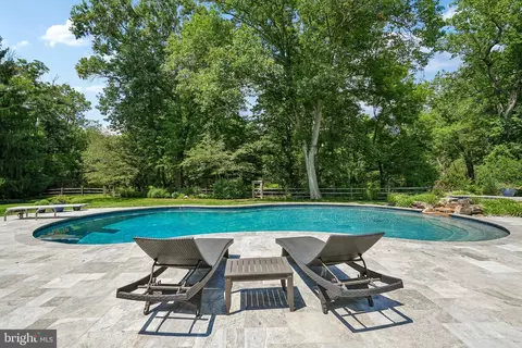 Exterior - 409 Chester Rd, Devon, PA 19333 photo 7 of 12