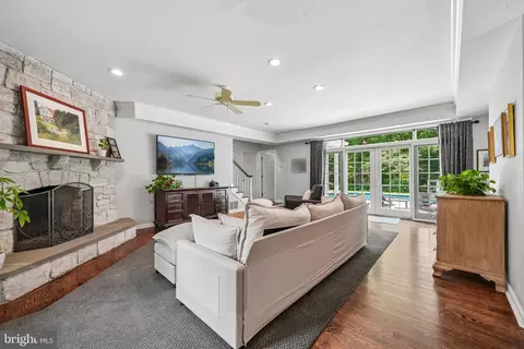 Living - 409 Chester Rd, Devon, PA 19333 photo 1 of 2