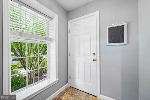 Entry Way - 409 Chester Rd, Devon, PA 19333 photo 4 of 6