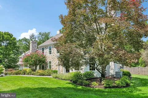 Exterior - 409 Chester Rd, Devon, PA 19333 photo 12 of 12