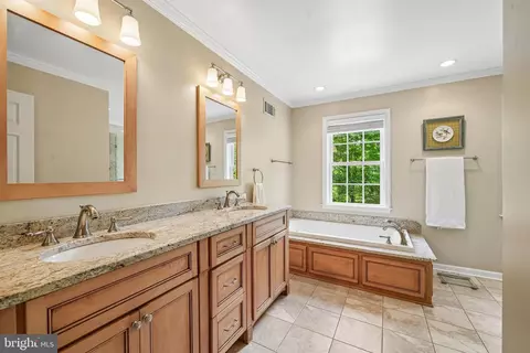 Bath - 409 Chester Rd, Devon, PA 19333 photo 2 of 8