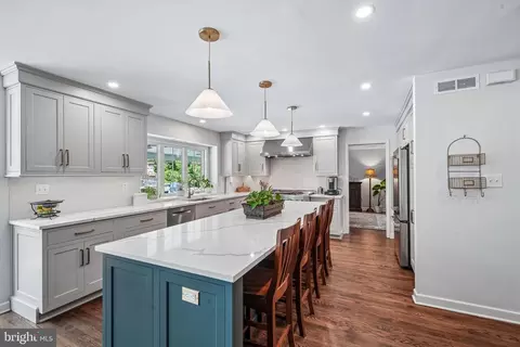 Kitchen - 409 Chester Rd, Devon, PA 19333 photo 2 of 5