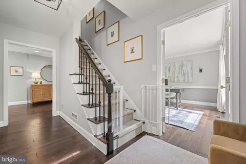 Entry Way - 683 Hollow Rd, Wayne, PA 19087 photo 1 of 3