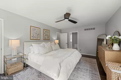 Bedroom - 683 Hollow Rd, Wayne, PA 19087 photo 3 of 7