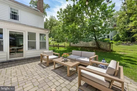 Exterior - 683 Hollow Rd, Wayne, PA 19087 photo 10 of 12