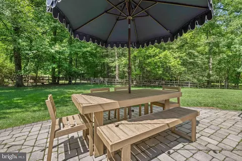 Exterior - 683 Hollow Rd, Wayne, PA 19087 photo 8 of 12