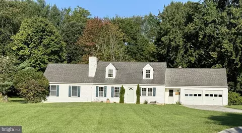 210 Windy Hill Rd, Downingtown, PA 19335