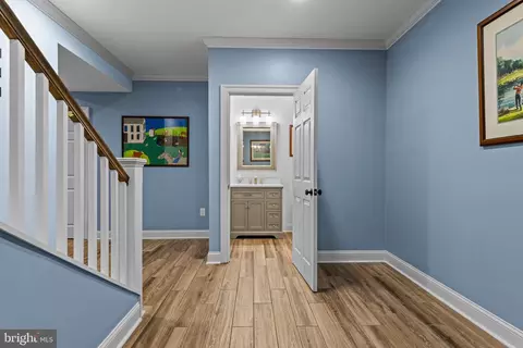 Entry Way - 225 Sugartown Rd, Devon, PA 19333 photo 17 of 17