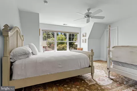 Bedroom - 225 Sugartown Rd, Devon, PA 19333 photo 3 of 7