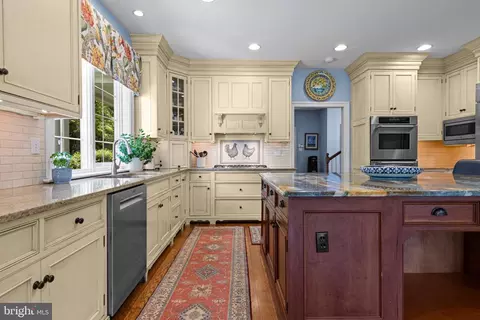 Kitchen - 225 Sugartown Rd, Devon, PA 19333 photo 1 of 4