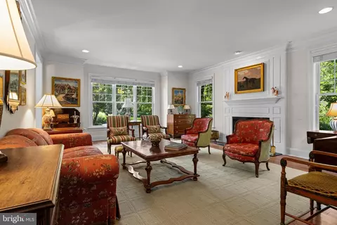Living - 225 Sugartown Rd, Devon, PA 19333 photo 5 of 6