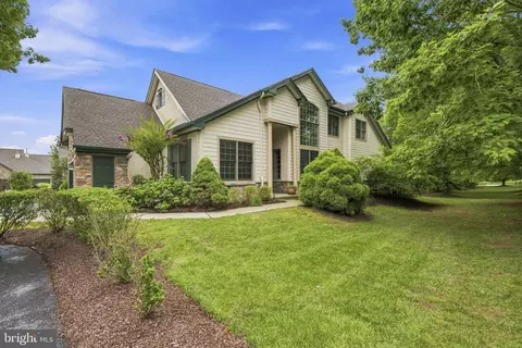1712 Yardley Dr, West Chester, PA 19380